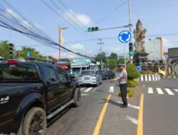 Personil Lantas Laksanakan Gatur Pagi Demi Ketertiban Dan Kelancaran Arus Lalin Di Ktl 1 Subagan