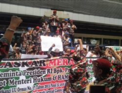 Tuntut Keadilan dan Copot Menteri,Laskar Merah Putih Gelar Aksi di Kemenkumham