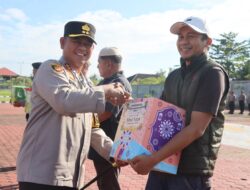 Apel Dan Penyerahan Bingkisan Lebaran, Wujud Kepedulian Polres Rokan Hulu