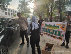 Polsek Payung Sekaki bersama Rumah (JB) Berbagi 100 Takjil Gratis