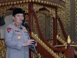 Kapolda Riau laksanakan Safari Ramadhan Perdana 1446 H di Kabupaten Pelalawan.