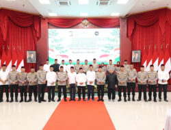 Polda Riau Gelar Kajian Subuh Ilmiah Bersama Ustad Abdul Somad dan Rocky Gerung
