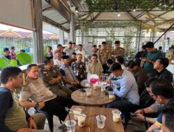 Wali Kota Pekanbaru Agung Nugroho Damaikan Dua Kelompok Pemuda yang Rebutan Lahan Parkir di Pasar Induk