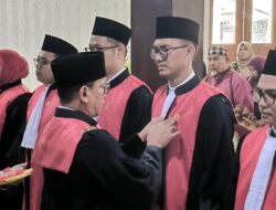 Ketua PN Tapaktuan Lantik Tujuh Hakim Baru, Ditekankan Profesional dan Berintegritas
