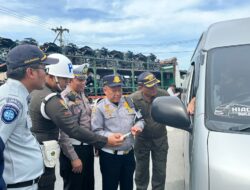 Satgas Gakkum Ops Patuh Lancang Kuning 2025 Polda Riau Tindak 48 Pelanggaran di Jalintim Tenayan Raya