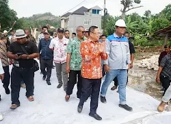 Bupati Pati Tinjau Pembangunan Jalan Porangparing – kuwawur : Harapan Baru Untuk Ekonomi Lokal