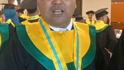 Sidang Senat Wisuda STIE Dharma Putra Pekanbaru: Lulusan S1 Manajemen Dikukuhkan, Demisioner BEM Beri Harapan