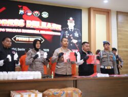 Polres Kediri Berhasil Amankan 16 Tersangka 98,48 gram Sabu dan Ratusan Ribu Okerbaya