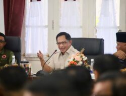 Kerja Maraton Mendagri Tito Karnavian Percepat Rehabilitasi dan Rekonstruksi Pascabencana Sumatra