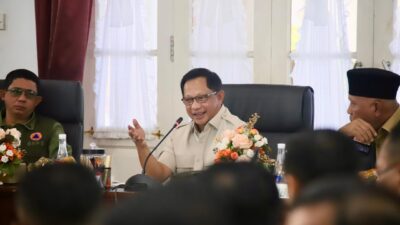 Kerja Maraton Mendagri Tito Karnavian Percepat Rehabilitasi dan Rekonstruksi Pascabencana Sumatra