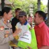 Kapolres Jembrana Salurkan Bantuan Sosial sebagai Wujud Kepedulian Polri saat Minggu Kasih di Manistutu