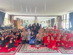 Di Balik Bukit Lubuk Selasih: Asa Siswa SRMP 5 Solok Mengejar Mimpi di Tengah Keterbatasan Fasilitas