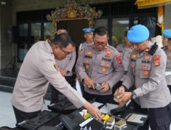 Kapolres Bangli Pimpin Pemeriksaan Senpi Inventaris, Tegaskan Disiplin dan Kesiapan Personil