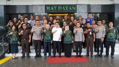 Kapolda Riau Pererat Sinergitas, Awali Halal Bihalal dari Kodam hingga Pengadilan Tinggi