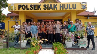 Pisah Sambut Kapolsek Siak Hulu Berlangsung Hangat, Perkuat Soliditas Internal