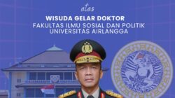 Kapolda Jabar Irjen Pol. Dr. Rudi Setiawan S.I.K., S.H., M.H Raih Gelar Doktor di Universitas Airlangga