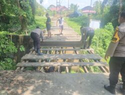 Personil Polda Riau dan Polres Kampar Semangat Selesaikan 3 Jembatan di Kuok, Progres Tertinggi Capai 70%