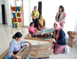 Ketua Harian Dekranas Dorong Penguatan Pemasaran dan Kreativitas Tenun di Belu