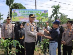 Polres Kampar Gelar “Goes To Campus” di STIE Bangkinang, Tanam 50 Pohon untuk Peduli Lingkungan dan Cegah Karhutla