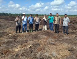 Dukung Ketahanan Pangan Nasional, Kapolsek Siak Hulu Tinjau Langsung Lahan Jagung Pipil di Desa Pangkalan Baru